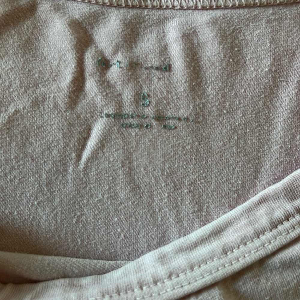 Feat Tee - Picture 5 of 7